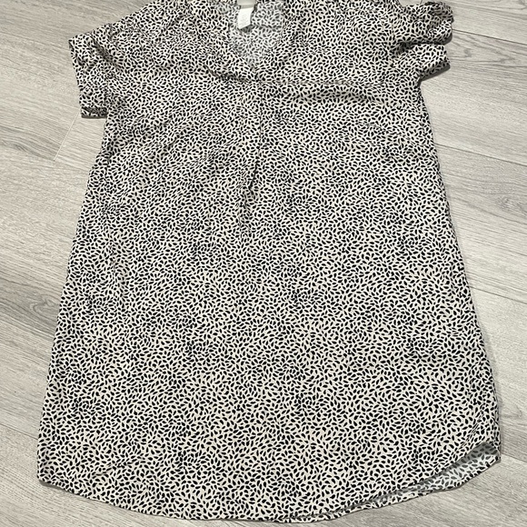 H&M Black and Tan Shirt Patterned Dress Sz 4 - Picture 1 of 9